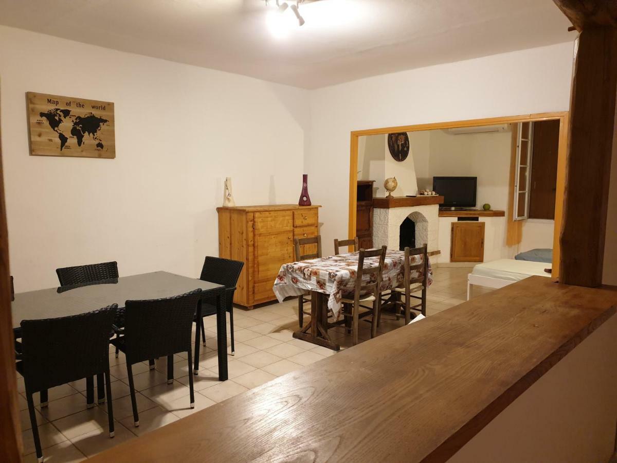 Le La Blaquiére Appartement *